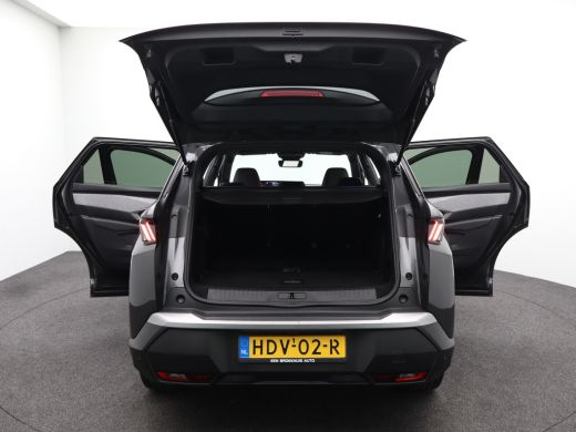 Peugeot 5008 1.2 Hybrid 136 Allure Automaat | 2 stoelen op derde rij | Achteruitrijcamera | Cruise control ada... ActivLease financial lease