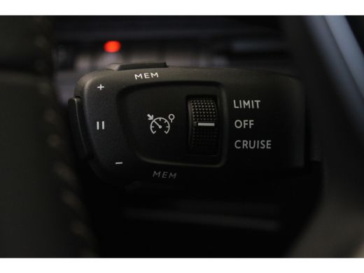 Peugeot 5008 1.2 Turbo 130-PK EAT8 AUTOMAAT Active Pack Business | 2 stoelen op derde rij | Airco (automatisch... ActivLease financial lease