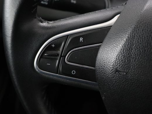 Renault Grand Sc&eacute;nic 1.4 TCe Zen 7-persoons | Trekhaak | Navigatie | Sfeerverlichting | Parkeerhulp | Keyless | Climat... ActivLease financial lease