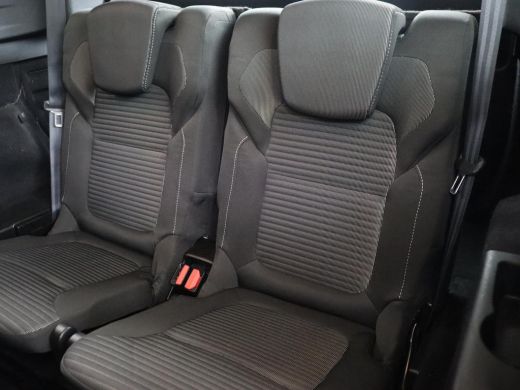 Renault Grand Sc&eacute;nic 1.4 TCe Zen 7-persoons | Trekhaak | Navigatie | Sfeerverlichting | Parkeerhulp | Keyless | Climat... ActivLease financial lease