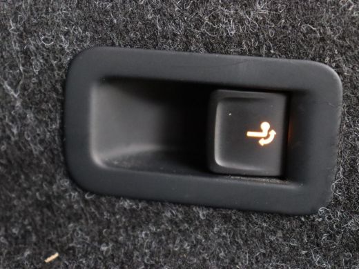 Skoda Enyaq iV 80 | Warmtepomp | Trekhaak | Matrix LED | Adaptive cruise | Keyless | Camera | Half leder | Stuur... ActivLease financial lease