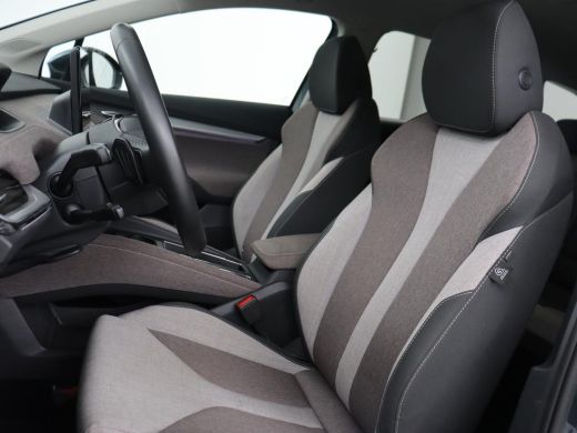 Skoda Enyaq iV 80 | Warmtepomp | Trekhaak | Matrix LED | Adaptive cruise | Keyless | Camera | Half leder | Stuur... ActivLease financial lease