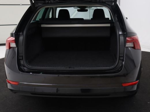 Skoda Octavia 1.4 TSI iV PHEV Business Edition | Head-Up | Stoelverwarming | Adaptive cruise | Camera | Carplay... ActivLease financial lease