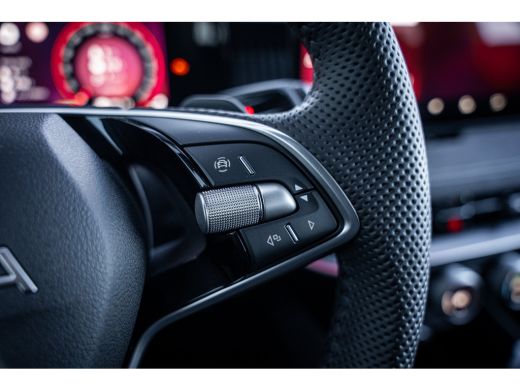 Skoda Superb Combi Sportline Business | Achteruitrijcamera | Climatronic, elektronische airconditioning met 3 ... ActivLease financial lease