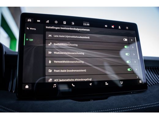 Skoda Superb Combi Sportline Business | Achteruitrijcamera | Climatronic, elektronische airconditioning met 3 ... ActivLease financial lease