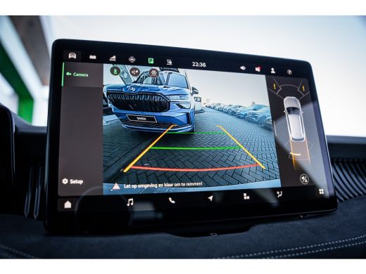 Skoda Superb Combi Sportline Business | Achteruitrijcamera | Climatronic, elektronische airconditioning met 3 ... ActivLease financial lease