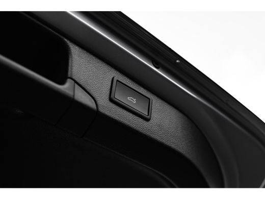 Skoda Superb Combi Sportline Business | Achteruitrijcamera | Climatronic, elektronische airconditioning met 3 ... ActivLease financial lease