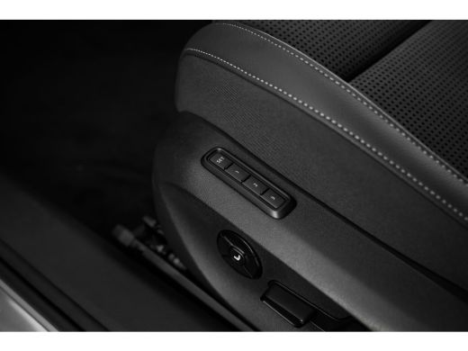 Skoda Superb Combi Sportline Business | Achteruitrijcamera | Climatronic, elektronische airconditioning met 3 ... ActivLease financial lease