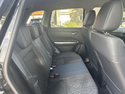 Suzuki Vitara 1.4 Boosterjet Style Smart Hybrid ActivLease financial lease