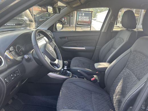 Suzuki Vitara 1.4 Boosterjet Style Smart Hybrid ActivLease financial lease