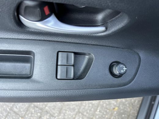 Toyota Aygo 1.0 VVT-i MT Play ActivLease financial lease