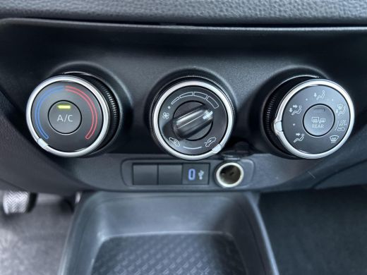 Toyota Aygo 1.0 VVT-i MT Play ActivLease financial lease