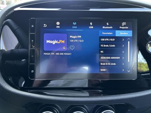 Toyota Aygo 1.0 VVT-i MT Play ActivLease financial lease