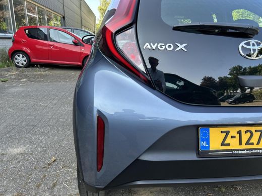 Toyota Aygo 1.0 VVT-i MT Play ActivLease financial lease
