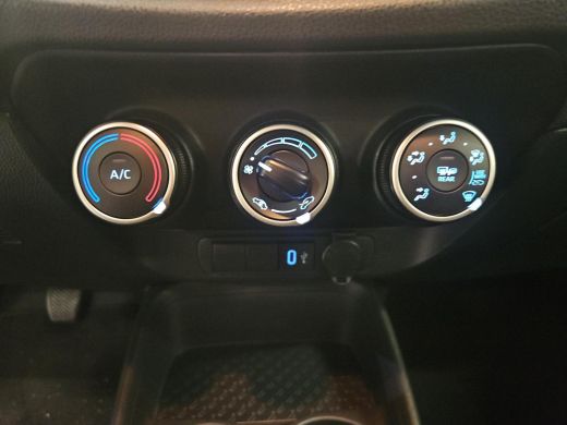 Toyota Aygo 1.0 VVT-i MT Play ActivLease financial lease