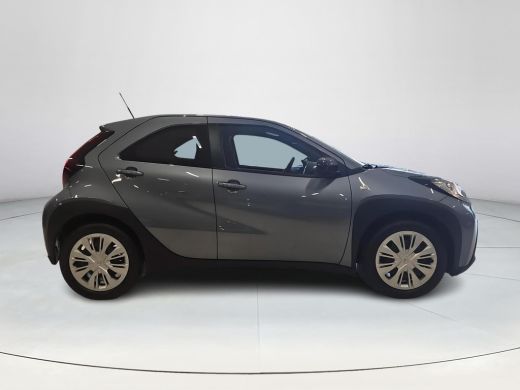Toyota Aygo 1.0 VVT-i MT Play ActivLease financial lease