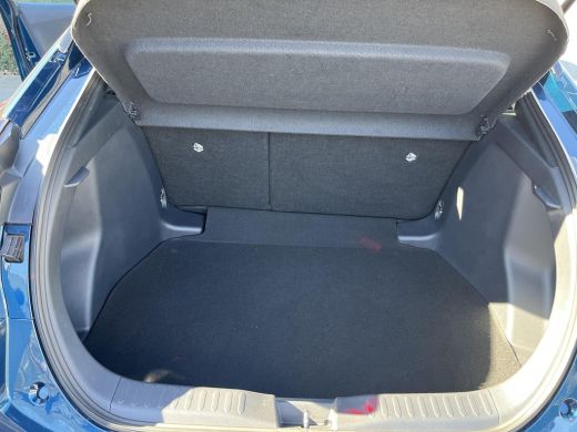 Toyota C-HR 1.8 Hybrid 140 Dynamic ActivLease financial lease