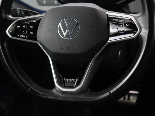 Volkswagen ID.3 First Max 58 kWh | Panoramadak | Head-Up | Stoelverwarming | Massage | Matrix LED | Adaptive crui... ActivLease financial lease