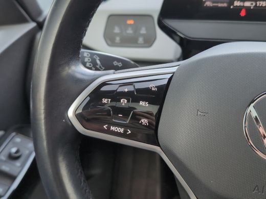 Volkswagen ID.3 First Max 58 kWh | Trekhaak | Panoramadak | Adap. Cruise | Navigatie | Elek Stoelen ActivLease financial lease
