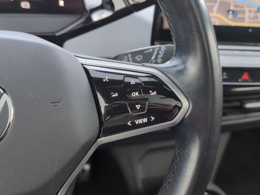 Volkswagen ID.3 First Max 58 kWh | Trekhaak | Panoramadak | Adap. Cruise | Navigatie | Elek Stoelen ActivLease financial lease