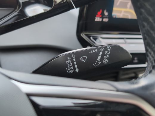 Volkswagen ID.3 First Max 58 kWh | Trekhaak | Panoramadak | Adap. Cruise | Navigatie | Elek Stoelen ActivLease financial lease