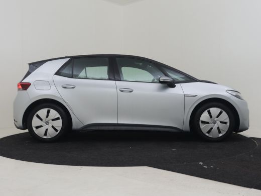 Volkswagen ID.3 Life 58 kWh | Navigatie | App connect | Adaptief cruise control | Parkeersensoren v+a | Led kopla... ActivLease financial lease