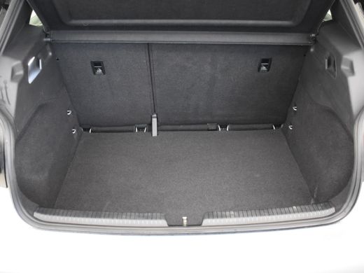 Volkswagen ID.3 Life 58 kWh | Navigatie | App connect | Adaptief cruise control | Parkeersensoren v+a | Led kopla... ActivLease financial lease