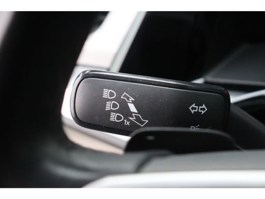 Volkswagen Multivan 1.4 e-HYBRID 217PK L2 7-ZITS BULLI EDITION / NAVI / CLIMA / FULL-LED / PDC / 18" LMV / KEYLESS / ... ActivLease financial lease