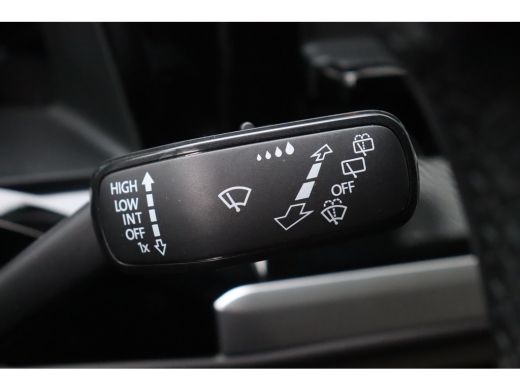 Volkswagen Multivan 1.4 e-HYBRID 217PK L2 7-ZITS BULLI EDITION / NAVI / CLIMA / FULL-LED / PDC / 18" LMV / KEYLESS / ... ActivLease financial lease