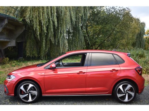 Volkswagen Polo GTI 2.0 TSI 210PK DSG STOELVER VIRTUAL/LED/CARPLAY FABRIEKS GARANTIE ActivLease financial lease