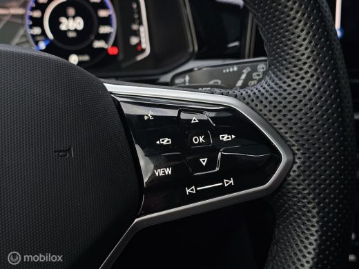 Volkswagen T-Roc 1.5 TSI R-Line Business+ ActivLease financial lease