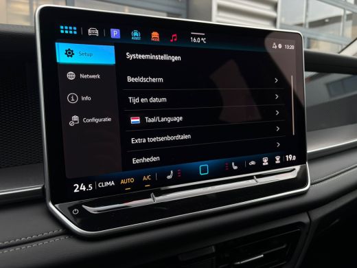 Volkswagen Tayron 1.5 eTSI 150 pk Life 7-DSG | 7 persoons | Achteruitrijcamera | Apple Carplay | Stoel/stuur verwar... ActivLease financial lease