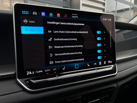 Volkswagen Tayron 1.5 eTSI 150 pk Life 7-DSG | 7 persoons | Achteruitrijcamera | Apple Carplay | Stoel/stuur verwar... ActivLease financial lease