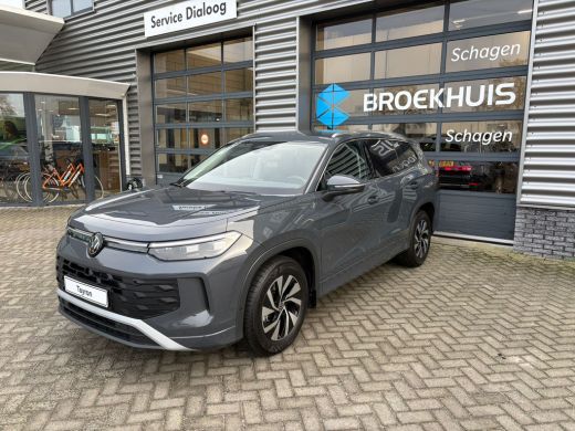 Volkswagen Tayron 1.5 eTSI 150 pk Life 7-DSG | 7 persoons | Achteruitrijcamera | Apple Carplay | Stoel/stuur verwar... ActivLease financial lease