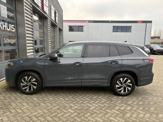 Volkswagen Tayron 1.5 eTSI 150 pk Life 7-DSG | 7 persoons | Achteruitrijcamera | Apple Carplay | Stoel/stuur verwar... ActivLease financial lease