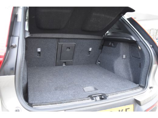 Volvo  XC40 1.5 T4 Recharge Inscription Blond Leder! | LageKM! | VolvoSelekt! | Camera | Stoel/Stuurverw. ActivLease financial lease