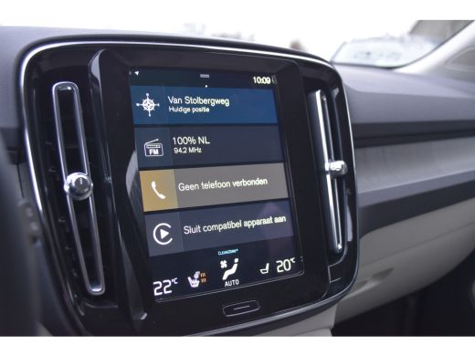 Volvo  XC40 1.5 T4 Recharge Inscription Blond Leder! | LageKM! | VolvoSelekt! | Camera | Stoel/Stuurverw. ActivLease financial lease