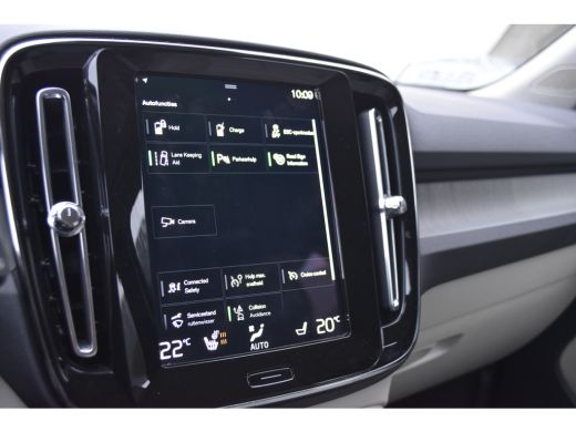 Volvo  XC40 1.5 T4 Recharge Inscription Blond Leder! | LageKM! | VolvoSelekt! | Camera | Stoel/Stuurverw. ActivLease financial lease