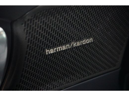 Volvo  XC40 T4 Plus Dark | Sage Green | Harman Kardon | Stoel/Stuurverwarming | Facelift! ActivLease financial lease