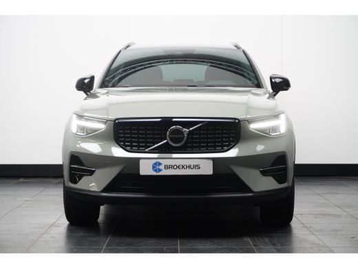 Volvo  XC40 T4 Plus Dark | Sage Green | Harman Kardon | Stoel/Stuurverwarming | Facelift! ActivLease financial lease