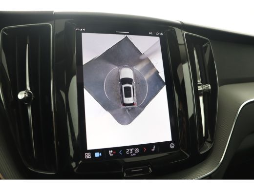 Volvo  XC60 T6 AWD Plus Dark | Stoel + Stuur verwarming | Trekhaak | BLIS | ActivLease financial lease