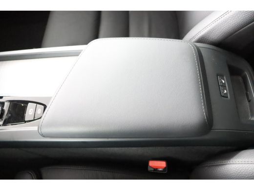 Volvo  XC60 T6 AWD Plus Dark | Stoel + Stuur verwarming | Trekhaak | BLIS | ActivLease financial lease