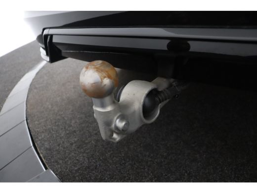 Volvo  XC60 T6 AWD Plus Dark | Stoel + Stuur verwarming | Trekhaak | BLIS | ActivLease financial lease