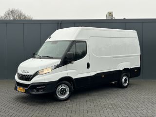Iveco Daily 35S14V 2.3 136 PK / L2H2 / 30.452 KM !! / 3.500 KG AHG / 270 A DEUREN / TREKHAAK / AIRCO / BLUETO...