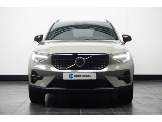 Volvo  XC40 T4 Plus Dark | Sage Green | Harman Kardon | Stoel/Stuurverwarming | Facelift!