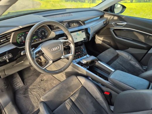 Audi e-tron 55 quattro edition 95 kWh | Trekhaak | Camera | 23 Inch | ActivLease financial lease