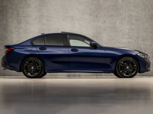 BMW 3 Serie 320i Sportline 184Pk Automaat (SCHUIFDAK, APPLE CARPLAY, GROOT NAVI, GETINT GLAS, SPORTSTOELEN, P... ActivLease financial lease