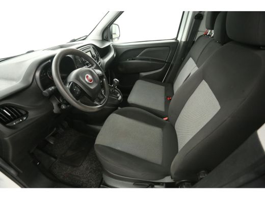 Fiat Dobl&ograve; 1.6 MJ ECO JET 105PK | 3-Zits | Airco | Cruise | Trekhaak | Navigatie ActivLease financial lease