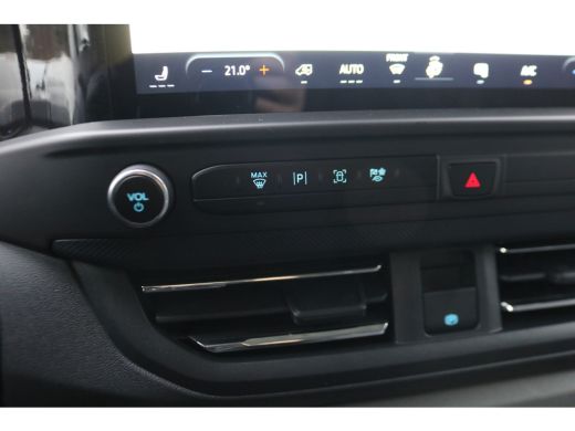 Ford E-Transit Custom 320 L1 H1 Limited 65 kWh 218pk (Wordt verwacht) ActivLease financial lease