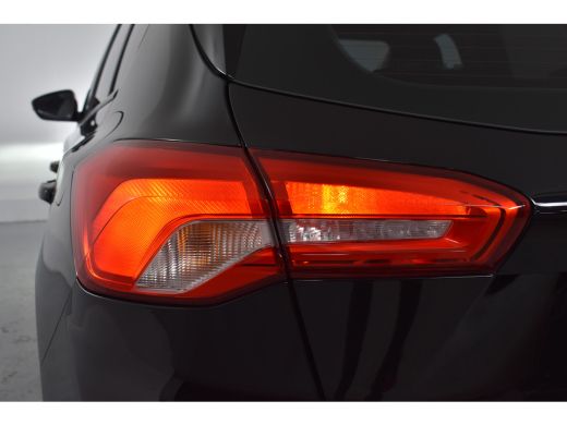 Ford Focus 1.0 EcoBoost ST Line Business | Dealer Onderhouden | Navi | Clima | Camera | Parkeersensoren V+A ... ActivLease financial lease